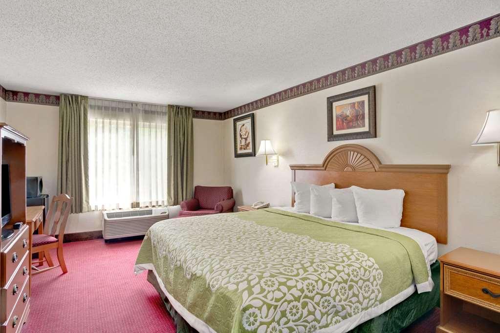 Готель Baymont By Wyndham College Park Atlanta Airport South Екстер'єр фото