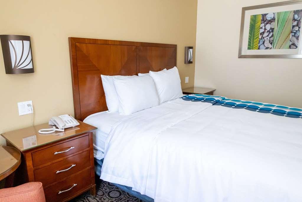 Готель Baymont By Wyndham College Park Atlanta Airport South Номер фото