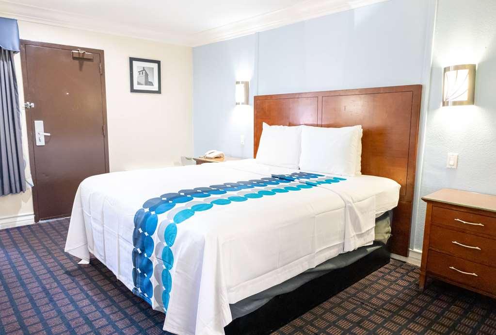 Готель Baymont By Wyndham College Park Atlanta Airport South Номер фото