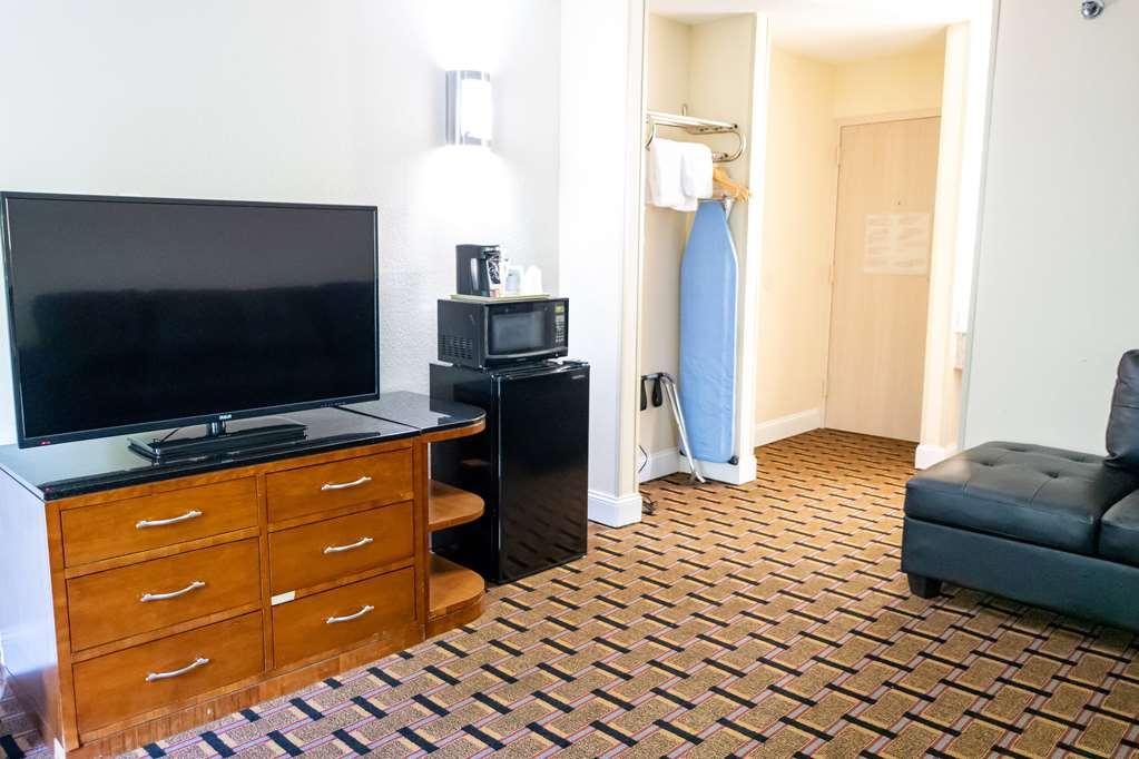 Готель Baymont By Wyndham College Park Atlanta Airport South Номер фото