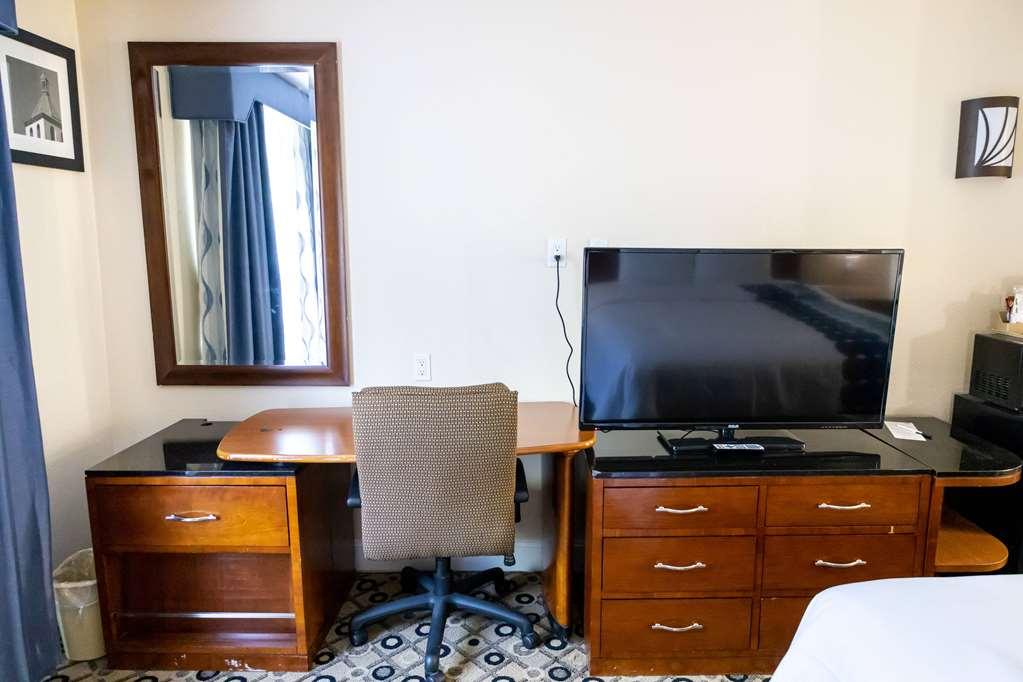 Готель Baymont By Wyndham College Park Atlanta Airport South Номер фото