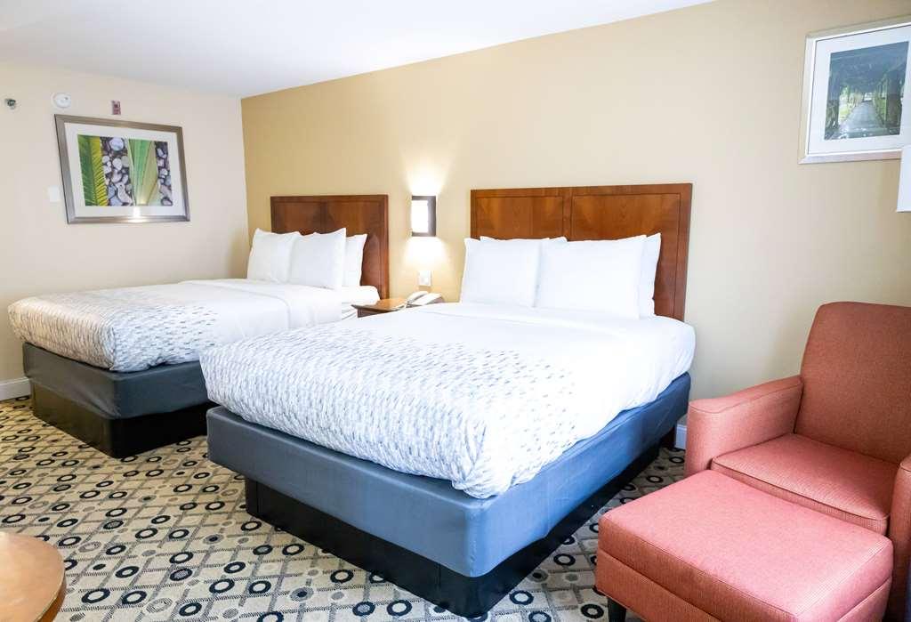 Готель Baymont By Wyndham College Park Atlanta Airport South Номер фото