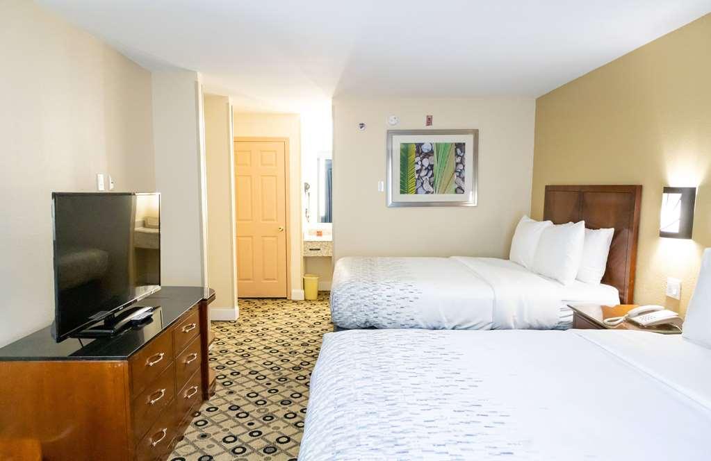 Готель Baymont By Wyndham College Park Atlanta Airport South Номер фото